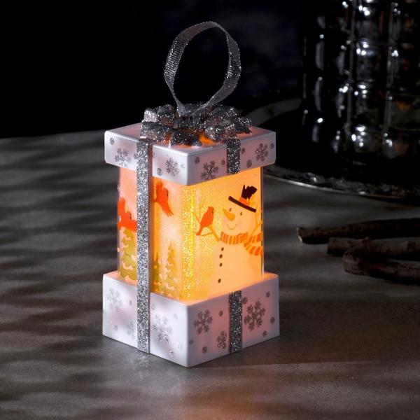 фото Светодиодная фигурка "белый подарок со снеговиком", ааах3, 6,3х11,5х6,3 см, эффект пламени (7599706) luazon-lighting