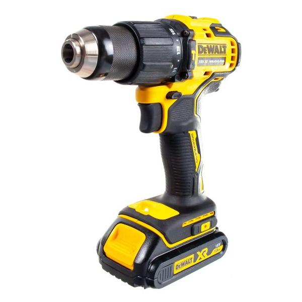 фото Аккумуляторная дрель-шуруповерт dcd709d2t dewalt