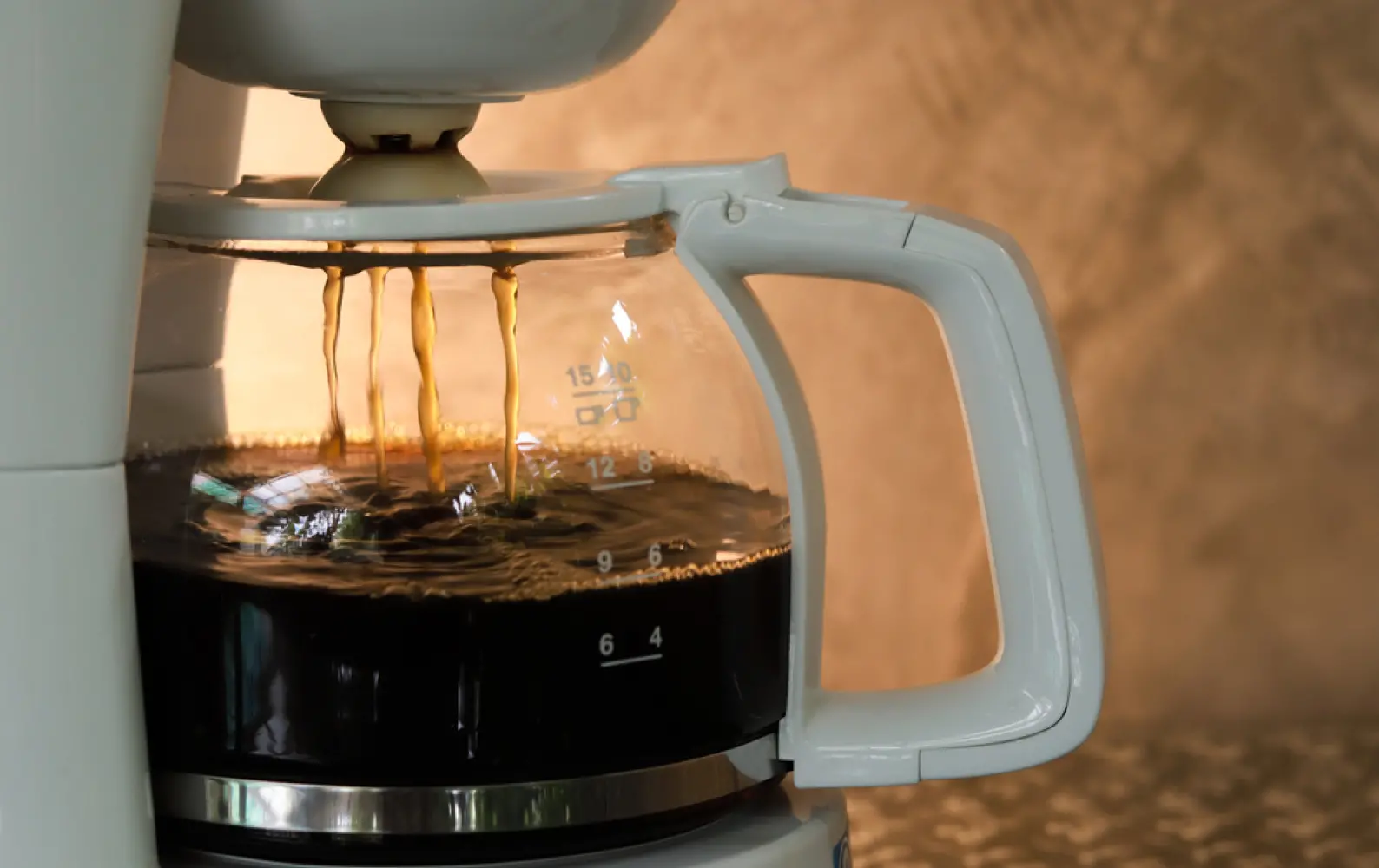 Как работает кофеварка: гейзерная, капельная, рожковая, капсульная