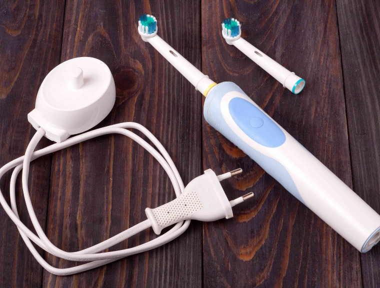 Электрические зубные щетки - купить в интернет магазине MedLife